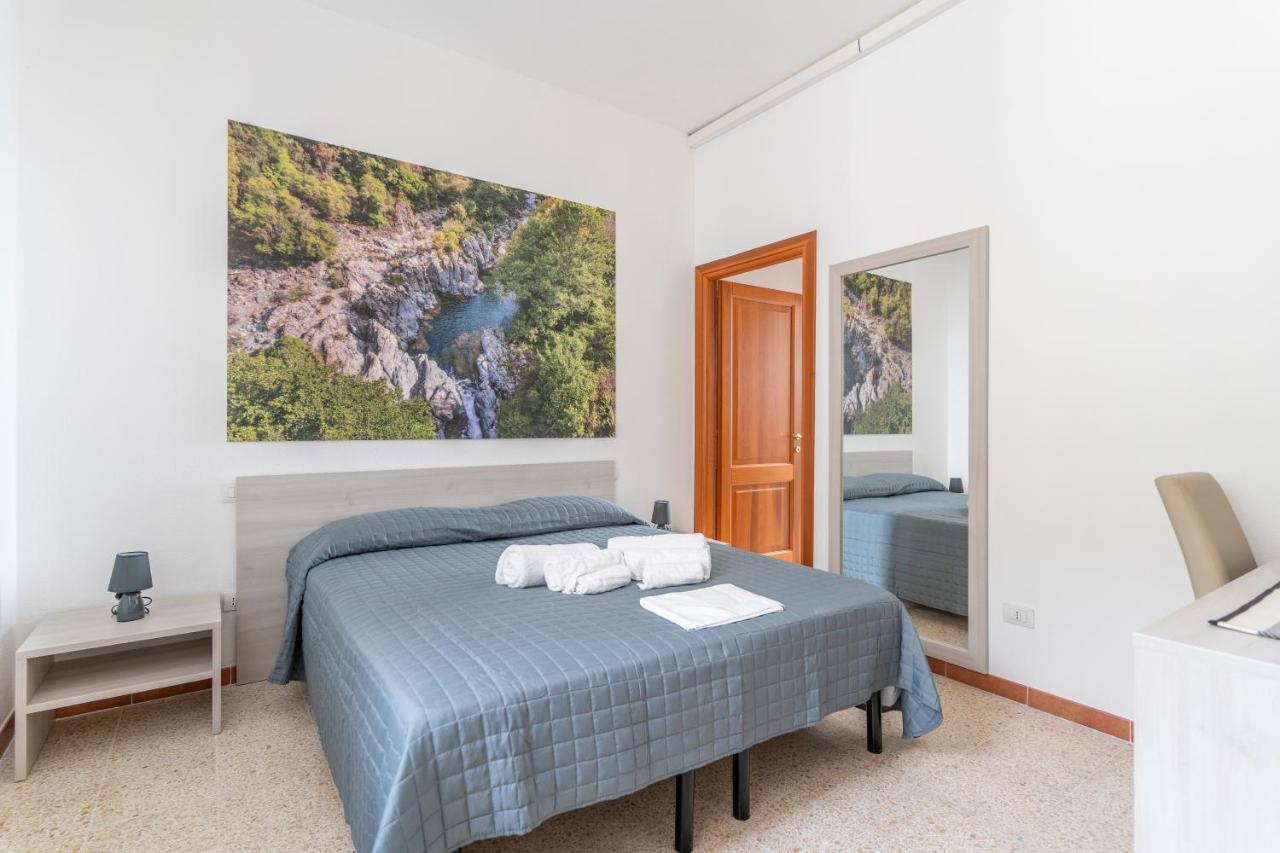 Hotel Dei Tacchi Osini Eksteriør billede